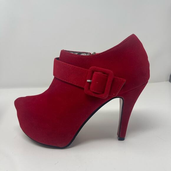 Vero Cuoio Red Faux Suede Platform Booties Heels Italian Women’s Size 8 - Picture 6 of 13
